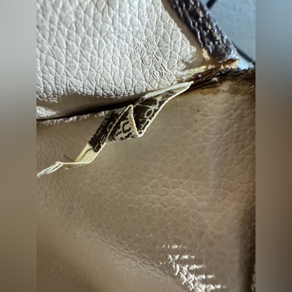 Louis Vuitton monogram toiletry pouch - Picture 5 of 5